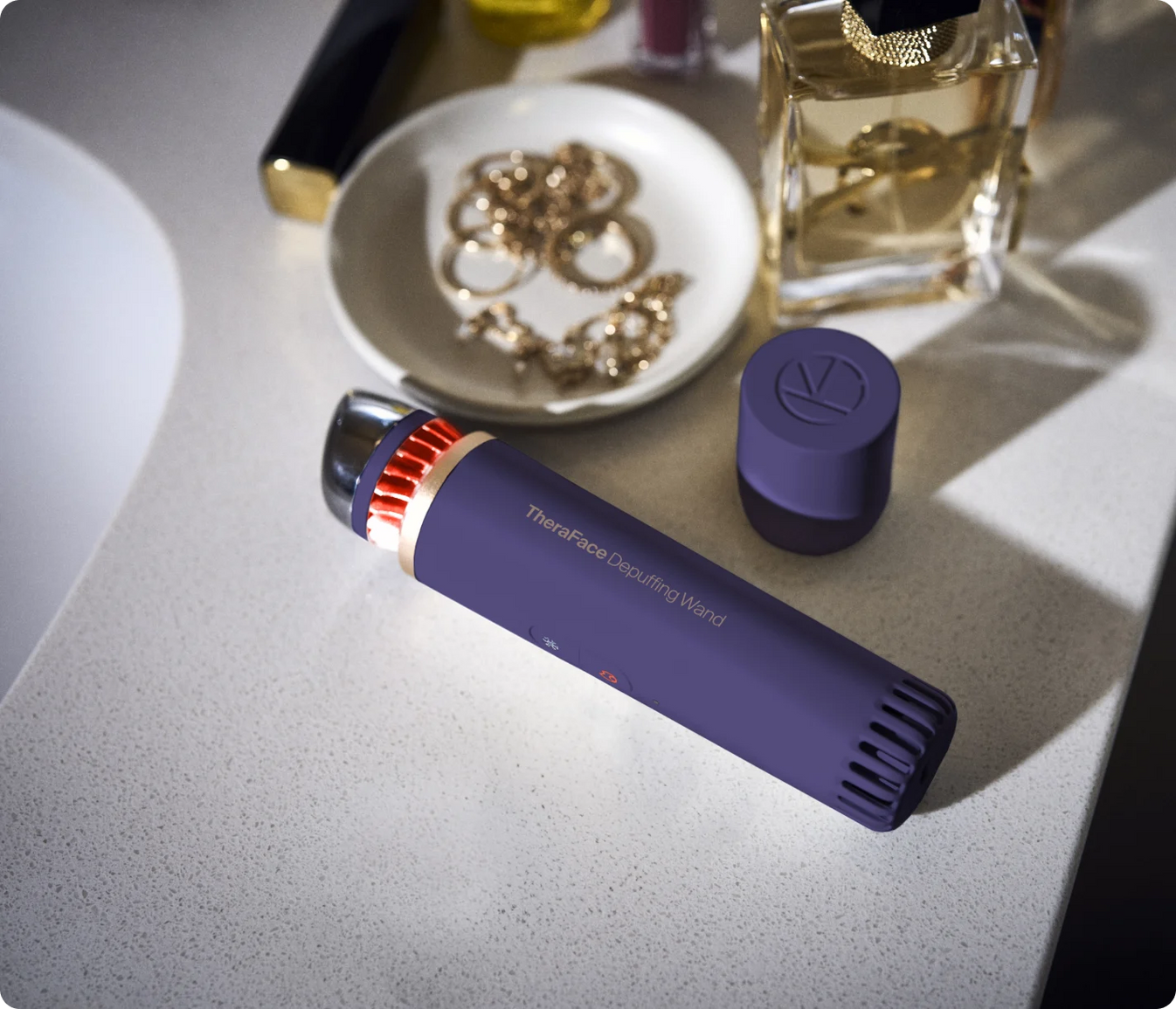 TheraFace Depuffing Wand | Therabody