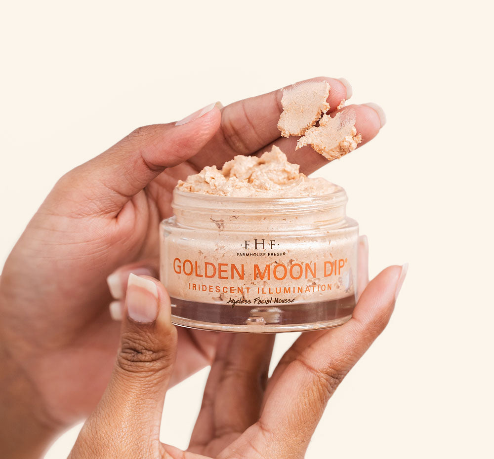 Golden Moon Dip® Illumination Mousse with Retinol + Wrinkle-Targeting