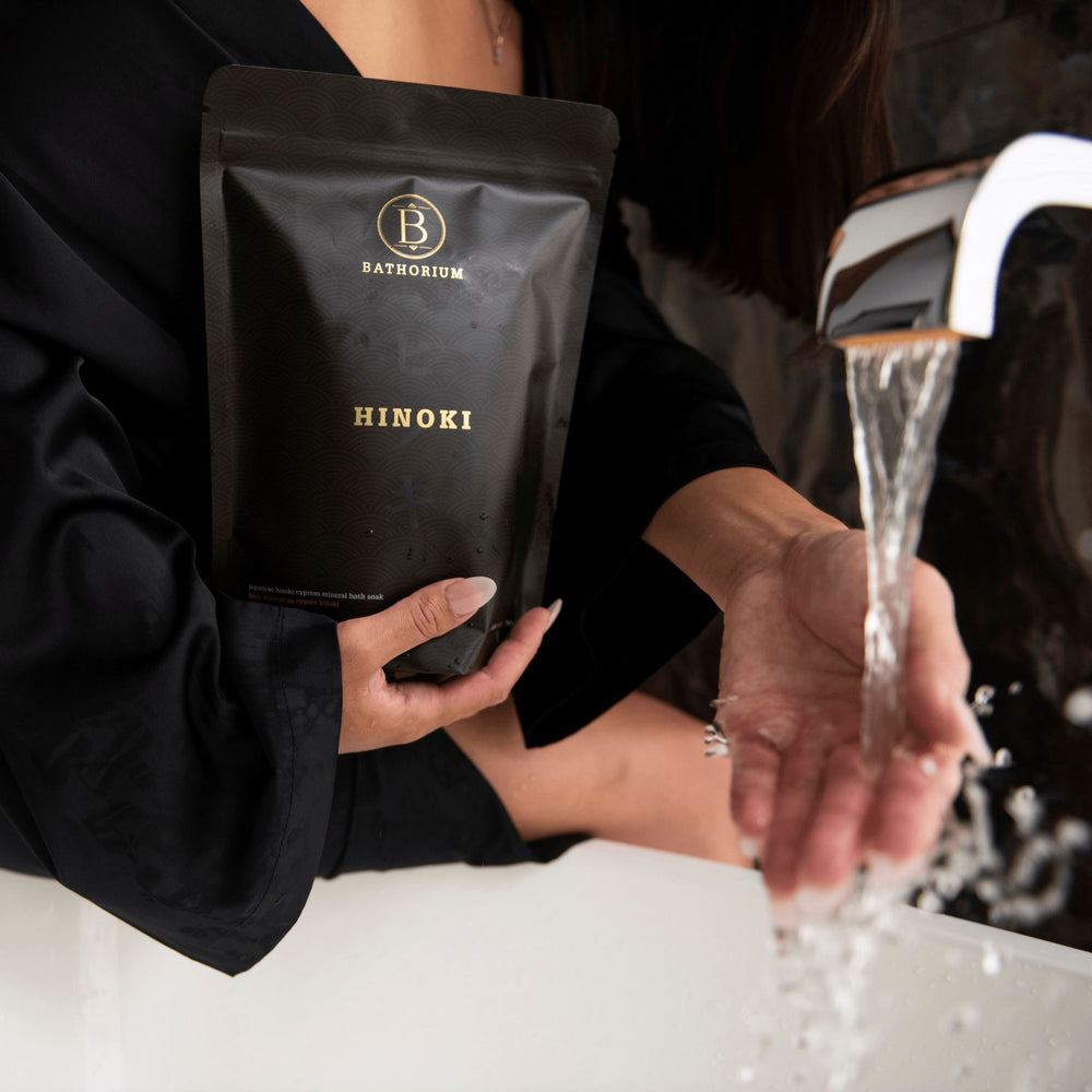Hinoki Cypress Magnesium Bath Flakes | Bathorium