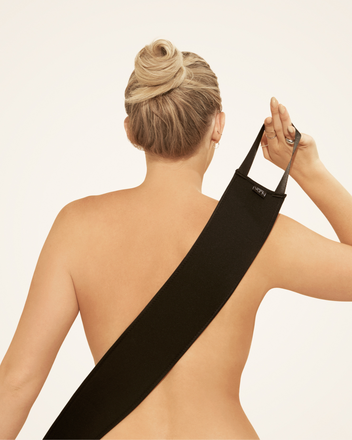 Self Tan Back Applicator | NUDA